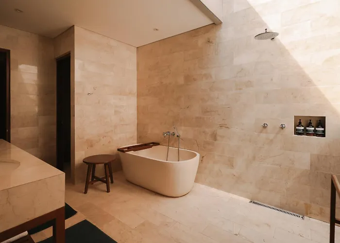 Resort Sanglung & 5*
