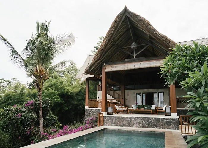 Sanglung & Resort Kubutambahan (Bali)